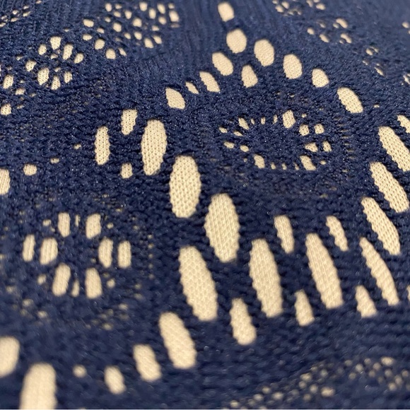 Tacera Lace Mini Skirt (Size M) - Picture 5 of 5